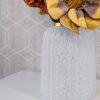 glass pot 03 min | گلدان شیشه ای ابر و بادی مدل پارمیدا رنگ سفید